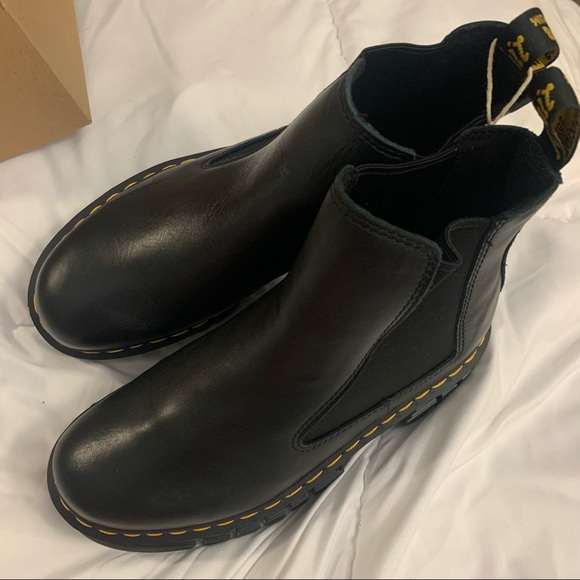 Dr Martens Audrick Chelsea Platform Boots / SoftWair - Picture 9 of 15